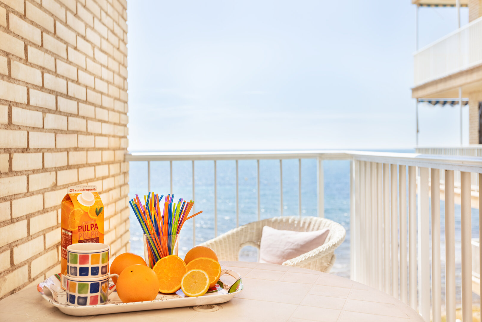 Apartament przy morzu w Torrevieja z 3 sypialniami w pobliżu bar&oacute;w i restauracji